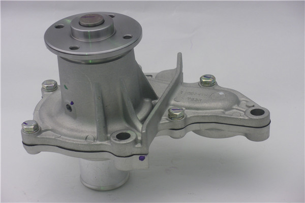 Devirdaim Su Pompası Toyota Corolla 1.6l 4a-fe Ae101 Enjeksiyonlu 92-97 / 1.6l 4a-fe Ae111 Enjeksiyo Nlu 98-00 Alt Gövde İle Birlikte - 1610009120-1610019295-1610019355