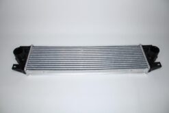 Turbo Radyatoru Master Iı Movano 2.5dcı-2.8 - 7701043695