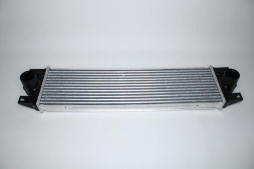 Turbo Radyatoru Master Iı Movano 2.5dcı-2.8 - 7701043695