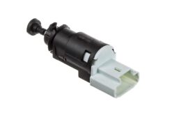 Fren Pedal Müşürü Renault Clıo Iıı 05 12 Clıo Iv 12 Captur I 12 Kangoo 05 Laguna Iı 01 07 Dacıa Logan I-ıı 06 18 Sandero I-ıı 08 18 Duster I-ıı 10 21 Opel Vivaro B 06 14 4 Fişli - 8200276361-93451999
