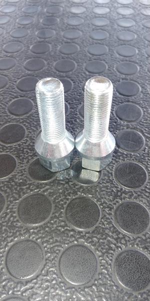 5909 Bijon Saplaması Kromajlı Çelik Jant Sabit Pullu M131 Dkş - 85003224