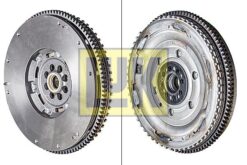 Debriyaj Volanı Navara 2.5 Dcı 05 - 12310EB30A-12310EB300