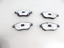 Ön Balata Corsa D Büyük Tip 1.3 Cdtı 07/06 > Fıat 500l 12> 0.9t 1.4 1.3d Mtj 1.6d Mtj - 93189816-77366534-77366481